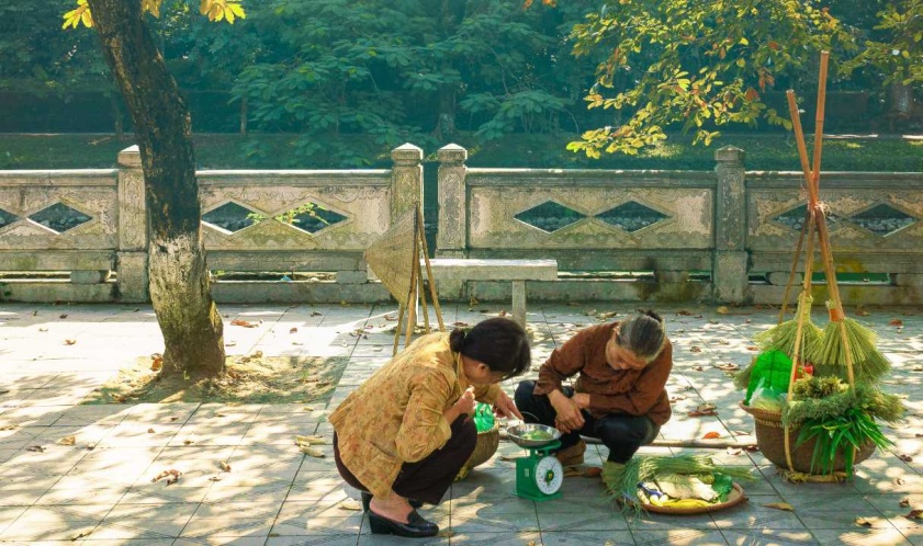 Dong Xuan Market